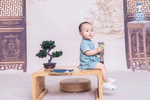 供卵包生男孩公司宝宝多大可以吃荔枝